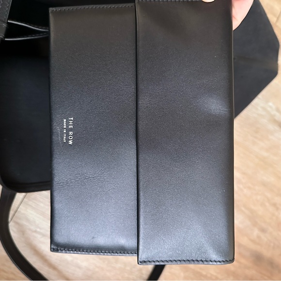 The Row Canvas Park Tote - Black - Picture 15 of 16